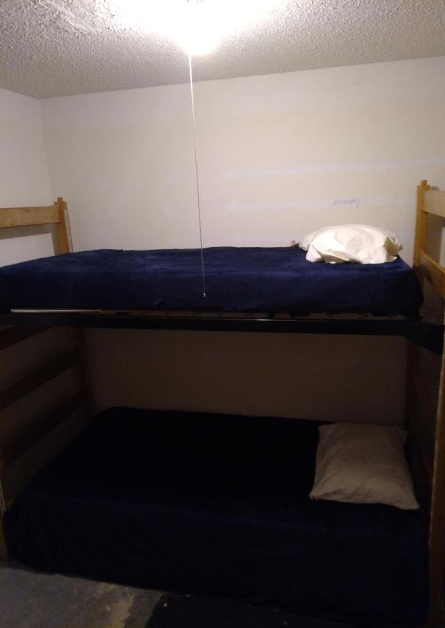 Chicken Coop Hostel Cosby Екстериор снимка